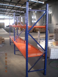 China Los estantes de poca potencia del almacenamiento de Warehouse, plataforma resistente atormentan capas ajustables proveedor